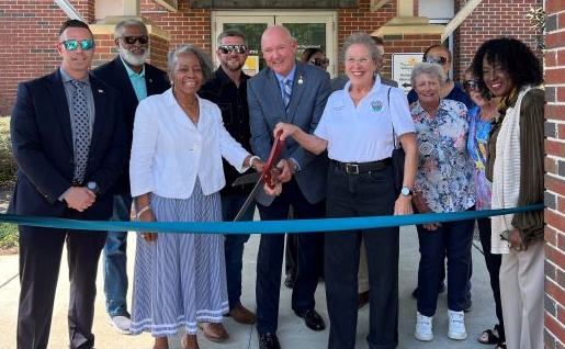 DOH-Volusia Welcomes Volunteers in Medicine to New Smyrna Beach Clinic